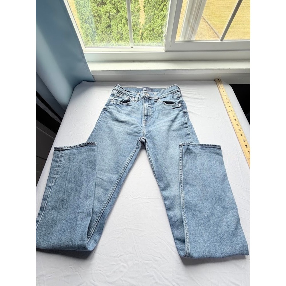 Gap Denim 90s Straight Jeans Light Wash High Rise Blue Womens Size 4/27R